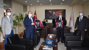 Batıdan Doğuya 23 Nisan Hediyesi