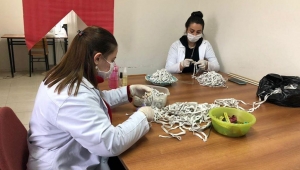 Devlet Korumasındaki Kadın, Genç, Yaşlı ve Engelliler Maske Üretimi İçin Seferber Oldu