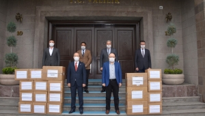 Milletvekili Taytak 22 bin maske bağışladı