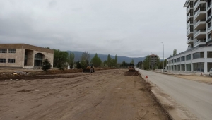 Paşa Camii’nden Necmettin Erbakan köprüsüne giden yolda genişletme çalışmaları devam ediyor