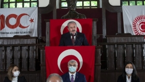 TBMM'nin açılışının 100. Yıl dönümü dolayısıyla birinci meclis'te tören düzenlendi