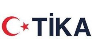 TİKA'nın, Hatice Kadın Derneği ile birlikte maske ve dezenfektan sıkıntısının üstesinden geldi