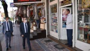 Afyon’da maske takmayan 910 kişiye ceza kesildi