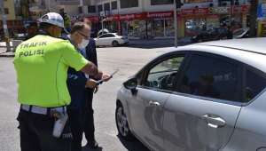 Afyonkarahisar’da 314 kişiye sokağa çıkma ve izin kurallarını ihlal cezası