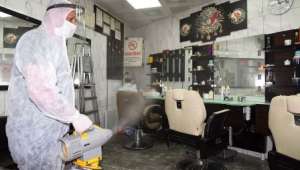 Afyonkarahisar´da Berber ve Kuuför Salonları Dezenfekte Ediliyor