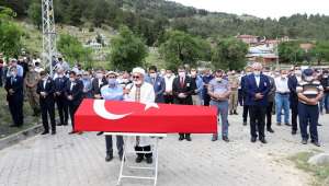 Afyonkarahisar'da kazara hayatını kaybeden Uzman Çavuş Albayrak toprağa verildi