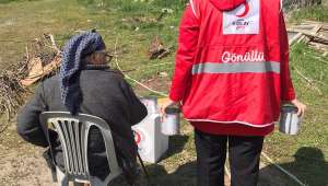 Afyonkarahisar Kızılay’da 2 Bin 40 aileye 400 Lira nakdi yardım