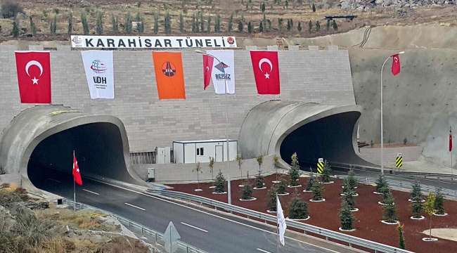 Akpartili Eroğlu : Afyonkarahisar'a Karayollarında 5,5 Milyar Tl'lik  Muazzam Yatırım