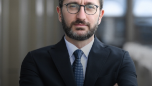 Altun: “Muhalefet Türkiye için sevinmeyi öğrenmelidir”