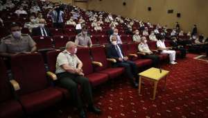 Bakan Akar ve TSK Komuta Kademesi Personelle Bayramlaştı