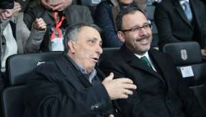 Bakan Kasapoğlu’ndan Ahmet Nur Çebi’ye ‘Geçmiş Olsun’ Telefonu