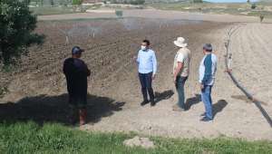 Bayat Kaymakamı Tekeş'den Örnek Çiftçi İdiris Yurtçu'ya Ziyaret
