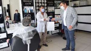 Çay Belediye Başkanı berber ve kuaförleri ziyaret etti