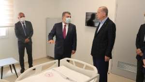 Cumhurbaşkanı Erdoğan, İstanbul'da yapımı devam eden hastaneleri inceledi