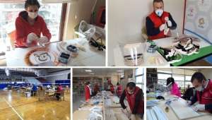 Gençlik Merkezleri Korunaklı Maske Üretimini Hız Kesmeden Sürdürüyor