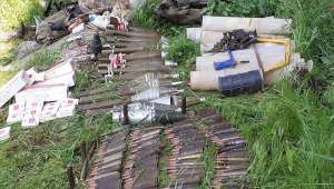 Hakkari’de PKK’ya Ait Mühimmat ve Yaşam Malzemeleri Ele Geçirildi