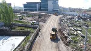 İscehisar Yeni Devlet Hastanesi Yolu Sıcak Asfalt Çalışmaları Başladı