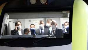 Marmaray'dan ilk yurt içi yük treni geçti