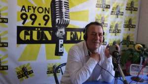 Meydanlarda buluşamayan emekçileri Gün FM radyo başında buluşturdu