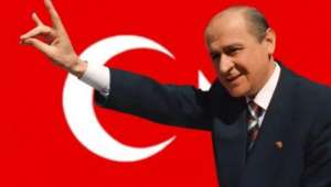 Milli iradeyi yok sayan işbirlikçi çevreler, “bir şekilde” sözüyle ateşle oynamaktadır.