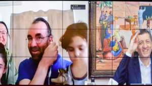 Uzaktan Eğitime Alkış