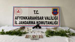 Son Dakika…Afyonkarahisar’da bahçeye saklanan uyuşturucu madde bulundu 2 gözaltı var
