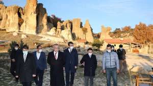 Vali Gökmen Çiçek Frig Vadisi’nde Devam Eden Projeleri Yerinde İnceledi