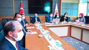 Adalet Bakanı Gül, TBMM’de Komisyon üyeleri İle Bir Araya Geldi