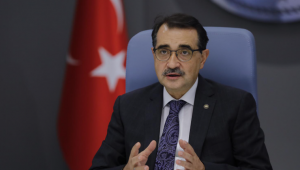 Rüzgardan elektrik üretimi, ilk kez tüm yenilenebilir kaynakların toplamını geçti