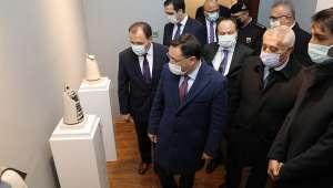 Vali Gökmen Çiçek Kent Sanat Buluşması Adlı Sergiyi Açtı