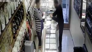 Emirdağ’da kuyumcuyu soymaya çalıştılar