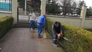 Emirdağ şehitliğinde hummalı çalışma