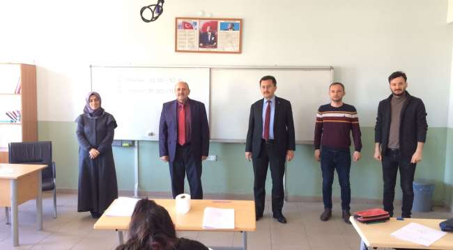Afyonkarahisar'da ortaokul öğrencilerine LGS deneme sınavı yapıldı