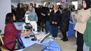Afyonkarahisar Kız Anadolu İmam Hatip Lisesi Öğrencilerinden AFSÜ’ye Ziyaret