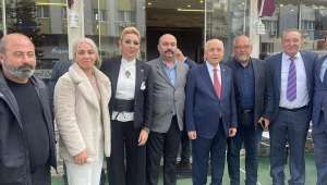 Afyonkarahisarlı Özal İzmir'den Chp milletvekili aday adaylığını açıkladı.