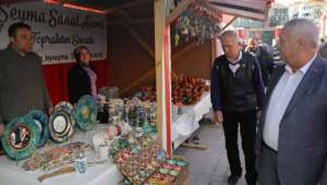 Zeybek Başkan'dan Ramazan Çarşısına Ziyaret