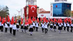 23 Nisan Ulusal Egemenlik ve Çocuk Bayramının 103. yıldönümü Çay’da coşkuyla kutlandı