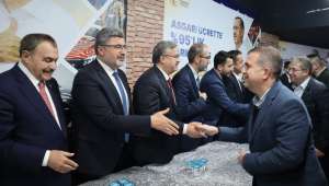 Ak Parti Tam Kadro İlçelerde Bayramlaştı