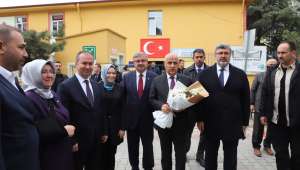 Bakan Kirişçi Ak Parti İl Başkanlığını Ziyaret Etti