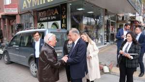 Esnaf İYİ Partili Arabacı'ya dert yandı : İlk defa böyle bir kriz ile karşılaşıyoruz