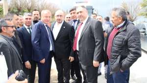 İyi Parti’li Poyraz Çay’da çay molası verdi