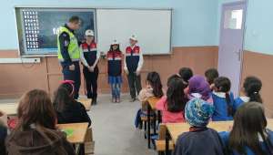 Jandarma’dan çocuklara servis araçları kullanımı eğitimi