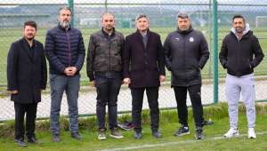 Karakuş, antrenman ziyaretinde bulundu