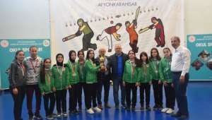 Kriket Yıldızlar-Küçükler müsabakaları sona erdi