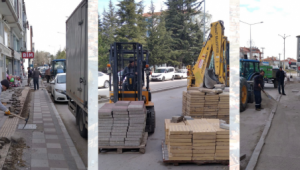 Şuhut’ta Yol, Kaldırım ve çevre düzenleme çalışmalarımız devam ediyor.