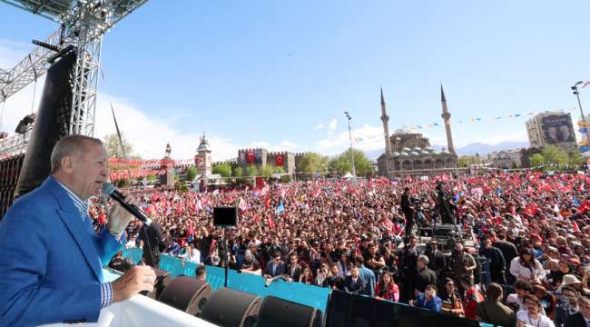 Cumhurbaşkanı Erdoğan’dan Bağkurlulara Müjde : Prim gün sayısı iniyor