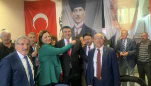 MHP'li eski başkan, CHP'ye geçti