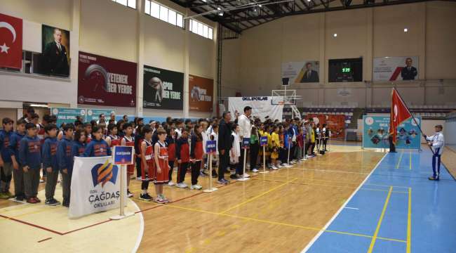 Okul Sporları Küçük Kız ve Erkek Basketbol yarı final Müsabakaları Afyonkarahisar’da başladı
