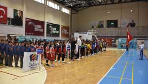 Okul Sporları Küçük Kız ve Erkek Basketbol yarı final Müsabakaları Afyonkarahisar’da başladı