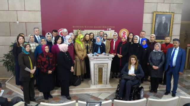 ‘28 Şubat’ı mahkum ediyoruz’